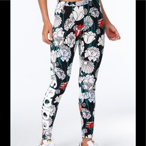 Adidas Originals Floral linear leggings xs nwt